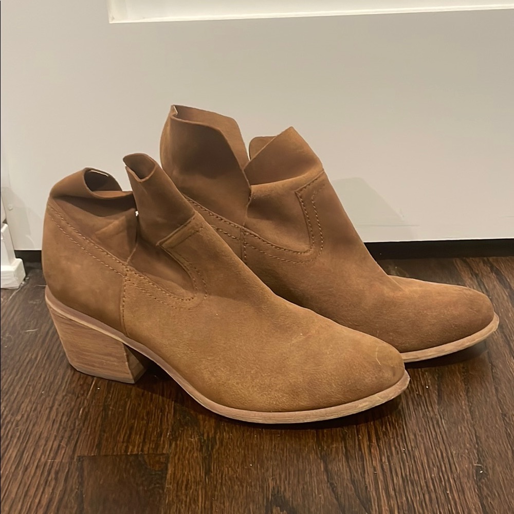 BP Tan Suede Ankle Boots with and Suede Finish